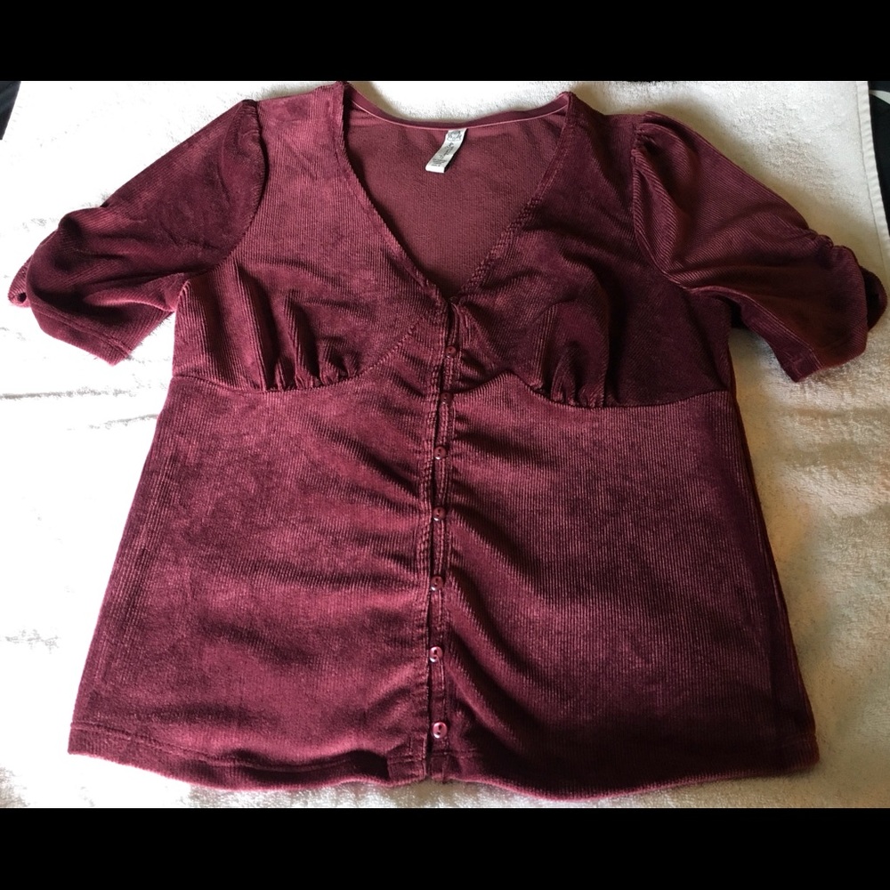 Burgundy Soft corduroy fitted top